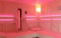Sauna im Badezimmer mit Eckeinstieg - LED Beleuchtung, Infrarotstrahler